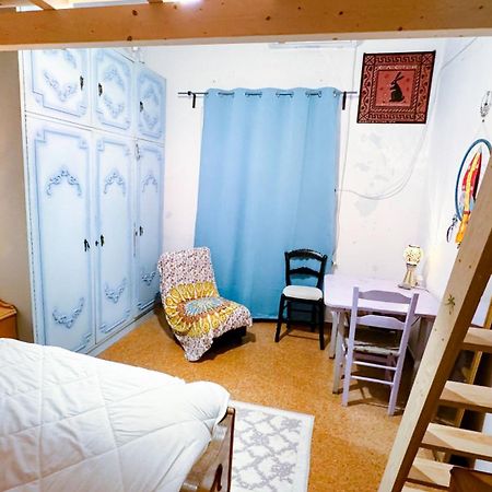 Appartement Vue Sur Mer Soul Family, Egine Aegina Bagian luar foto