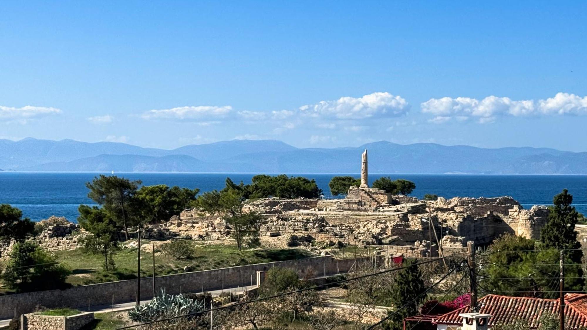 Appartement Vue Sur Mer Soul Family, Egine Aegina Bagian luar foto