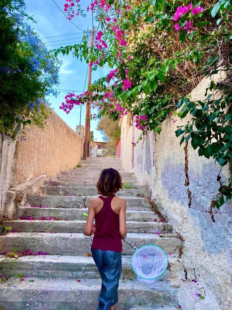 Appartement Vue Sur Mer Soul Family, Egine Aegina Bagian luar foto