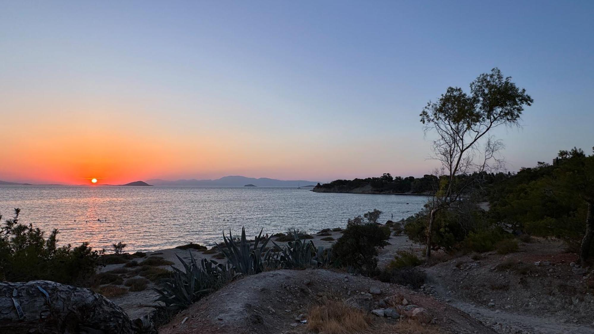Appartement Vue Sur Mer Soul Family, Egine Aegina Bagian luar foto